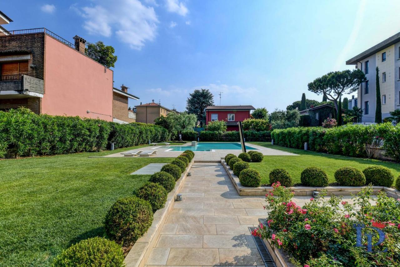 Desenzanoloft Official Partner Marriott Homes & Villas - Oscar Luxury Suite Desenzano del Garda Dış mekan fotoğraf