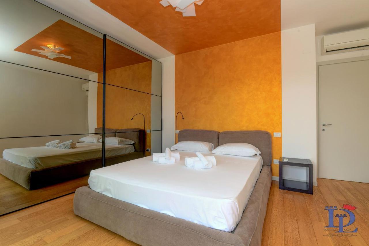 Desenzanoloft Official Partner Marriott Homes & Villas - Oscar Luxury Suite Desenzano del Garda Dış mekan fotoğraf