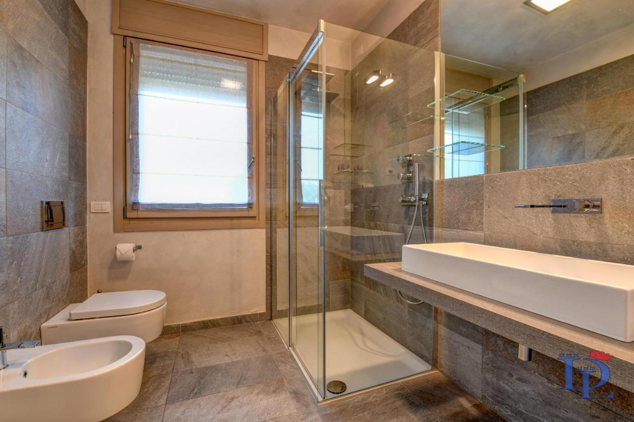 Desenzanoloft Official Partner Marriott Homes & Villas - Oscar Luxury Suite Desenzano del Garda Dış mekan fotoğraf