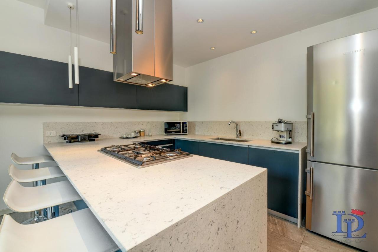 Desenzanoloft Official Partner Marriott Homes & Villas - Oscar Luxury Suite Desenzano del Garda Dış mekan fotoğraf